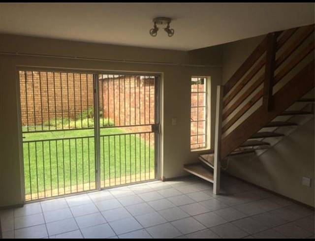 2 BEDROOM PROPERTY TO RENT IN RANDBURG CENTRAL